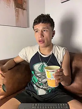Chat XXX ao vivo de Dominik_Souza