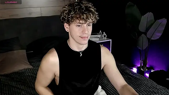 ConnorBlake Chat XXX live