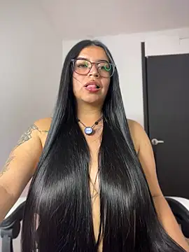 Devilsweet17 Adlı Modelin Canlı XXX Sohbeti