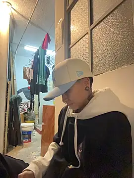 ian_mathias_のライブXXXチャット