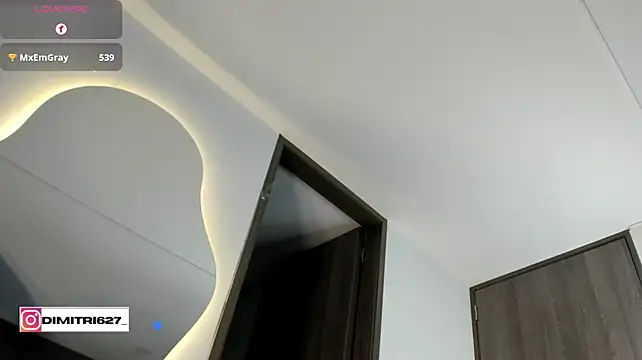 XXX chat uživo modela Dimitri_Bass