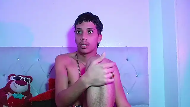 XXX chat uživo modela jl_brayan12