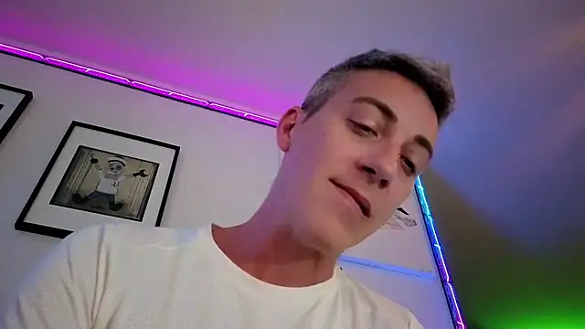 1Hugo1 라이브 XXX 채팅