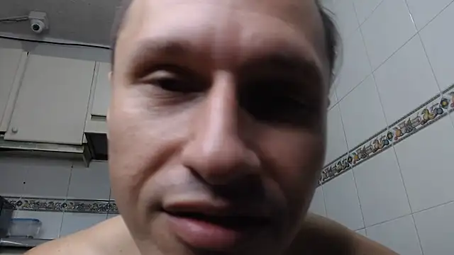Živý XXX chat Justin_valverde