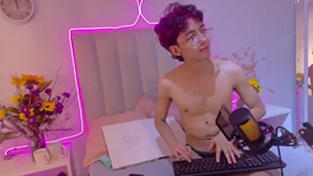 XXX chat uživo modela Twink_Sebas7