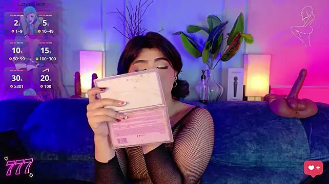 Chat +18 de Creamy_Angelo ao vivo