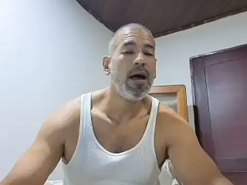 Chat XXX ao vivo de jackbigcock11