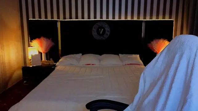 XXX chat uživo modela GracefulMichelle