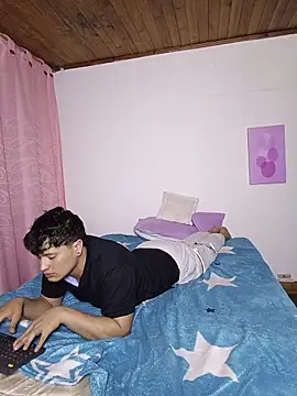 Wildseductor1's Live XXX Chat