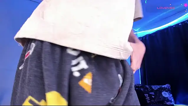 Czat XXX na żywo – Ethan_Boyy