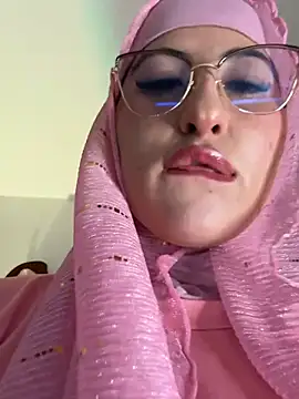 Darsha_Khemun Webbikameraesitys