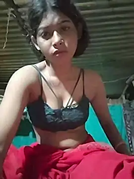 Desipari_777 élő XXX-chatje