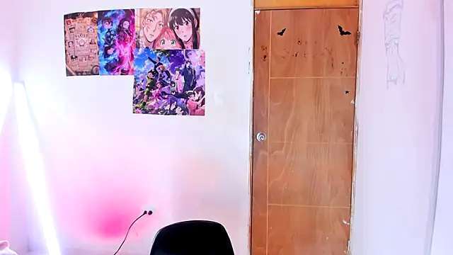 Živý XXX chat Emily_Coper18