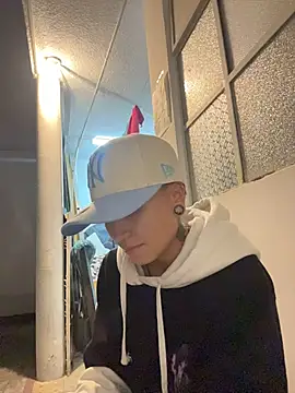ian_mathias_'s Live XXX Chat