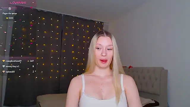 Chat XXX en directo de heyblondy