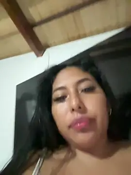 Chat XXX ao vivo de emmyjhonson07