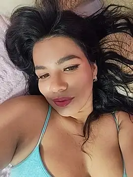 Catha- live XXX chat