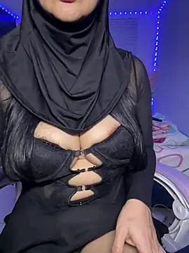 Jameela Show in webcam