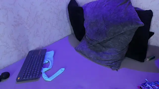 AmmyJones_'s Live XXX Chat