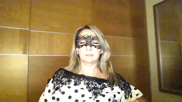 Nayelik's Live XXX Chat