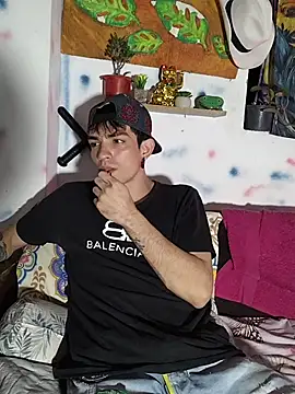 maykiin Chat XXX in diretta