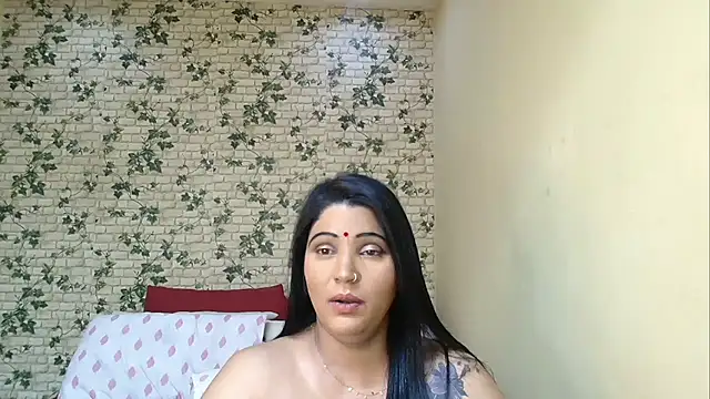 צ'אט XXX בשידור חי של XIndianintimacy