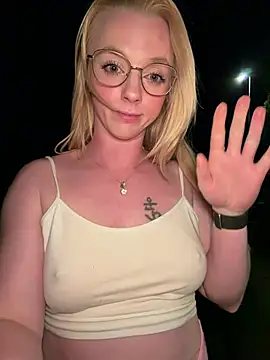 LinaLeana's Live XXX Chat