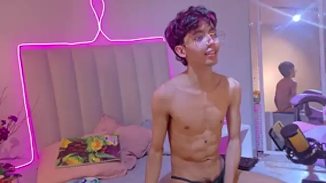Chatroom XXX en direct de Twink_Sebas7