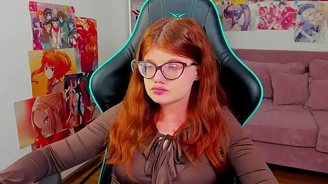 XXX chat uživo modela ChloeHalses
