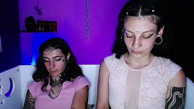Czat XXX na żywo – _onthary_6