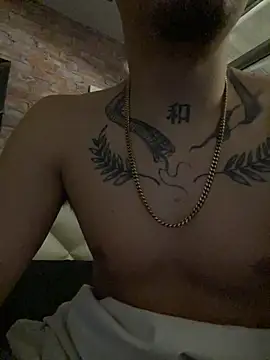 AlphaMasterXxx 现场XXX聊天