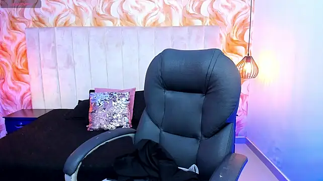 ChloeSmith9 Live XXX-Chat
