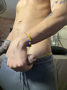 AlphaMasterXxx Live XXX Chat
