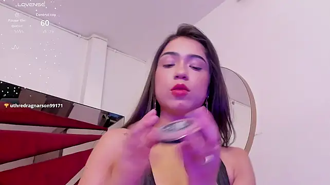 XXX chat uživo modela FaloonRoussel