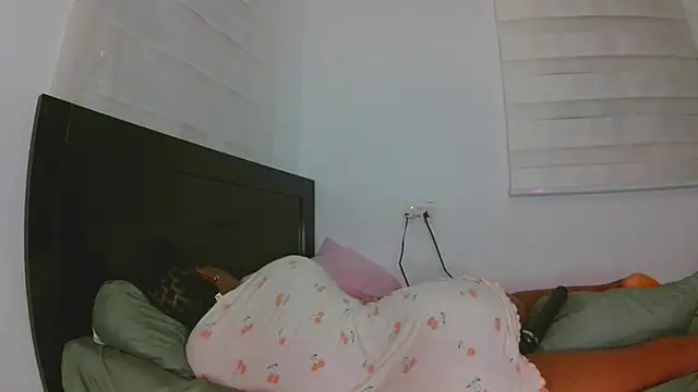 MistreesMay18 Obrolan Langsung XXX