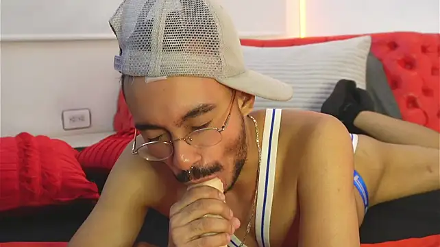 thomas_montiel Live XXX-chat