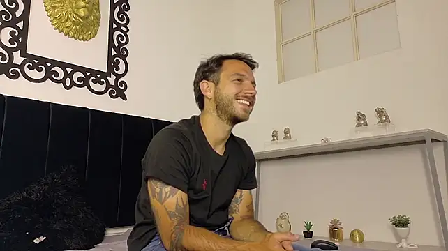 Онлайн чат XXX Santhiago_Jonnes