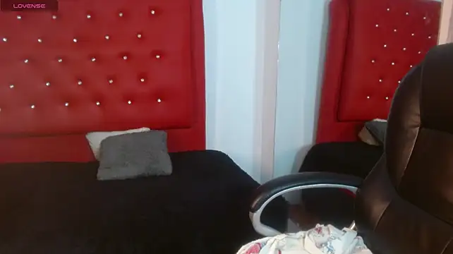 Marcoviolet Live XXX Chat