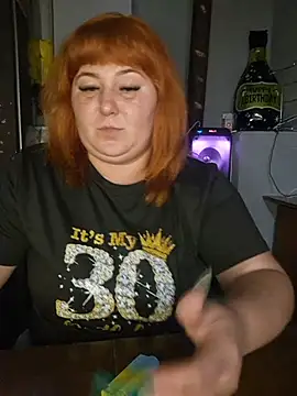 XXX chat uživo modela Buns2026