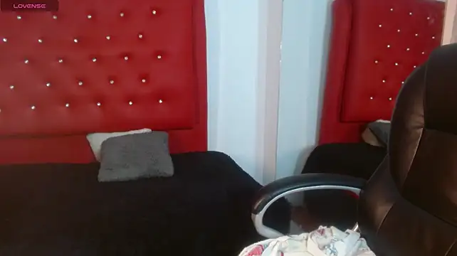 Marcoviolet Live XXX Chat