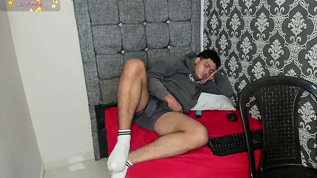 Keinner_BigDick Pertunjukan Webcam