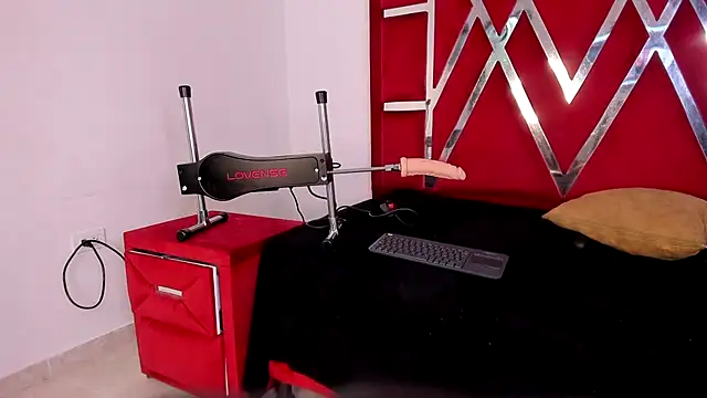 ambarglowasm's Live XXX Chat