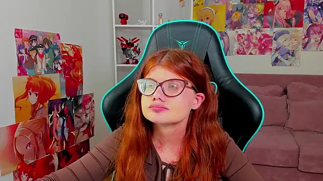 ChloeHalses' Live XXX Chat