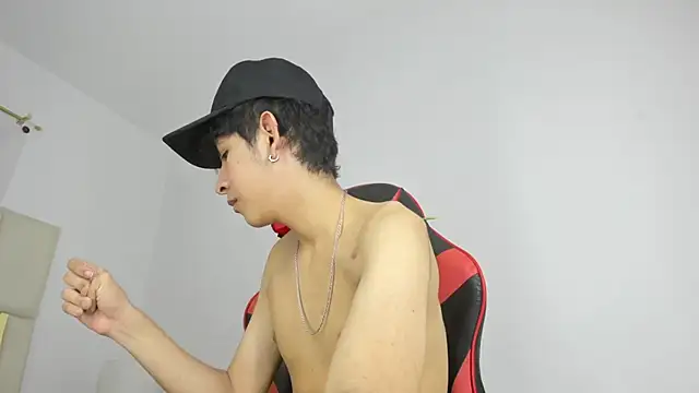 Živý XXX chat julian_xx