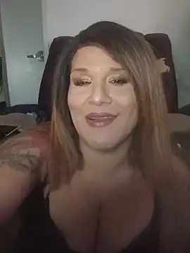 deedeedoll82222's Webcam Show