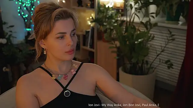 دردشة Lady--M الجنسية المباشرة