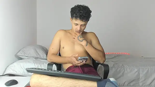 _Alex_Colton XXX чат на живо