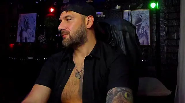 LexHardyn Live XXX chat