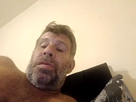 stud2512 Chat XXX in diretta
