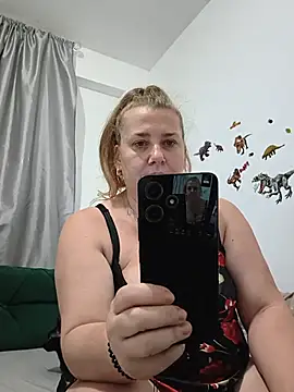 Živý XXX chat JuliaBestX